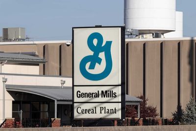 Is General Mills Stock Underperforming the Nasdaq?